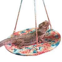 "Handwoven Lizard Hammock Swing - Fun Pet Nest for Reptiles and Small Animals"